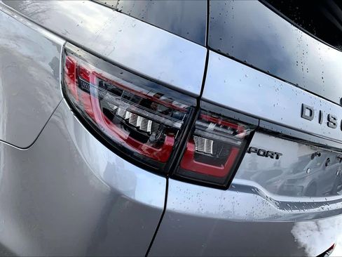 Used 2025 Land Rover Discovery Sport Dynamic SE image 27
