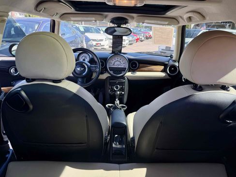 Used 2011 MINI Cooper Hardtop FWD image 17