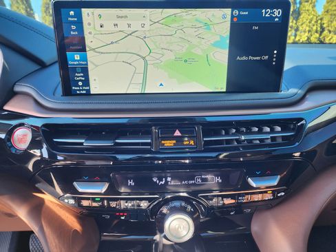 Used 2026 Acura MDX w/Technology Package image 35