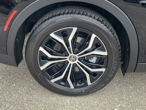 New 2026 Toyota Crown XLE image 19