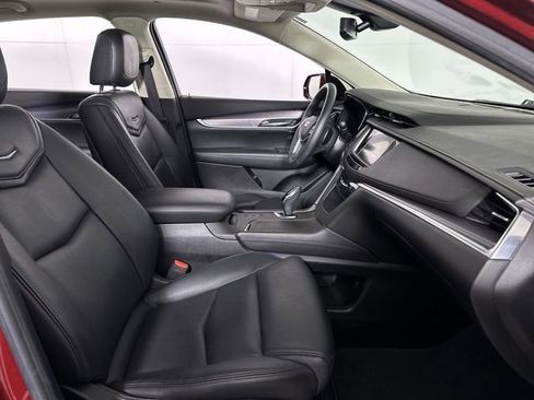Used 2018 Cadillac XT5 Premium Luxury image 29