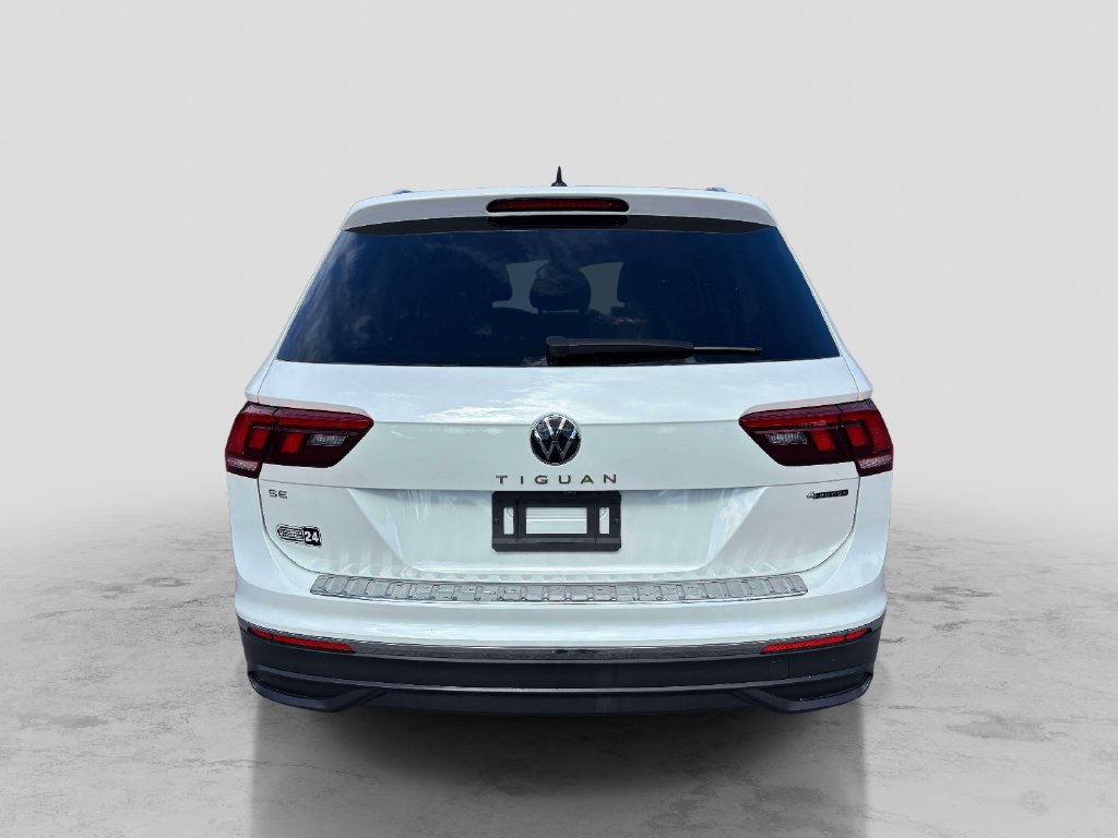 Certified 2023 Volkswagen Tiguan SE AWD/4WD image 4
