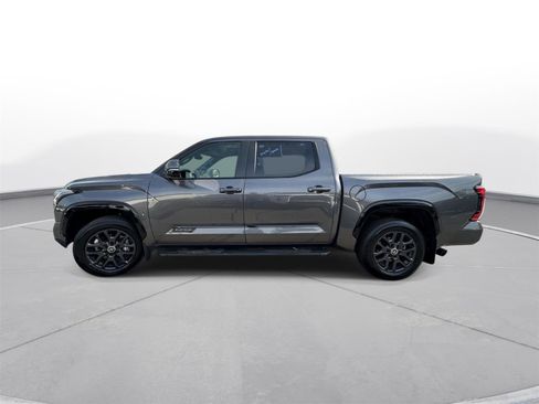Used 2024 Toyota Tundra Platinum image 9