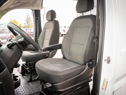 Used 2023 RAM ProMaster 2500 w/ Convenience Group image 12