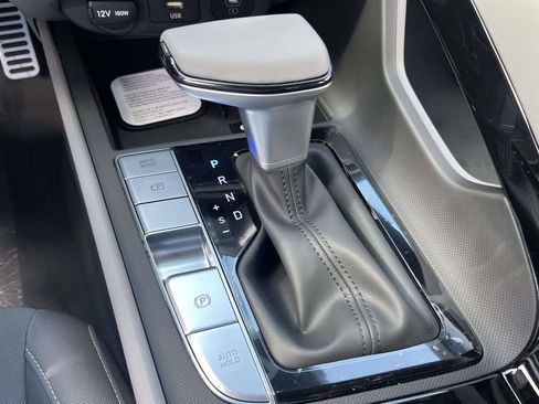 New 2026 Hyundai Elantra SEL Sport Premium FWD image 17