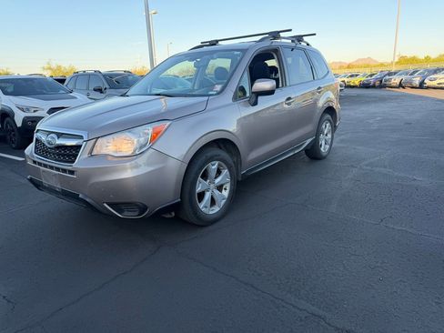Used 2015 Subaru Forester 2.5i Premium AWD/4WD image 3