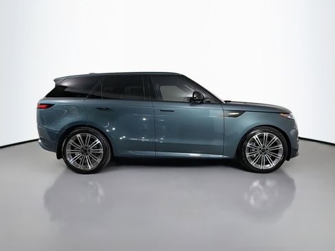 New 2026 Land Rover Range Rover Sport Dynamic SE image 4