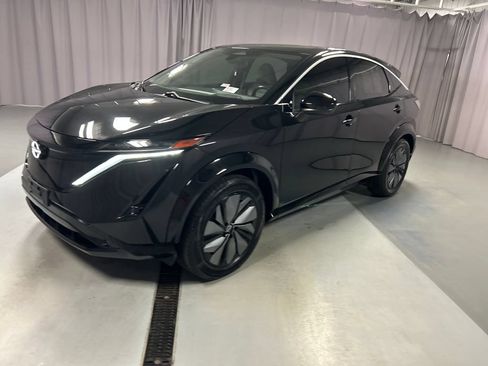 Used 2023 Nissan Ariya FWD image 3
