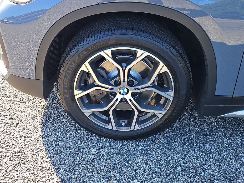 Used 2022 BMW X1 xDrive28i AWD/4WD image 7