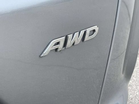 Used 2018 Honda CR-V EX image 11
