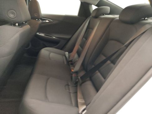 Used 2024 Chevrolet Malibu LS w/ Driver Confidence Package FWD image 18