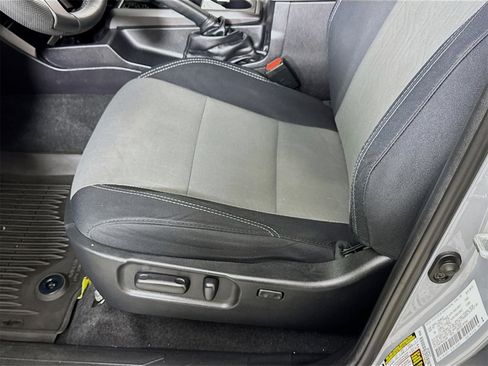 Used 2021 Toyota Tacoma TRD Sport image 16