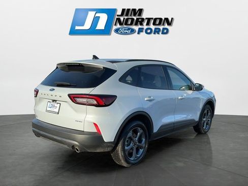 Used 2025 Ford Escape ST-Line Select image 3