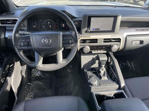 Used 2025 Toyota Tacoma SR5 image 19