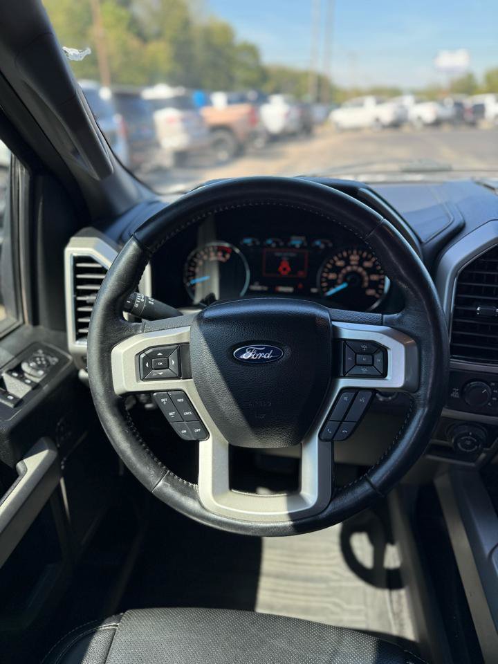 Used 2018 Ford F150 Lariat w/ Equipment Group 502A Luxury AWD/4WD image 14