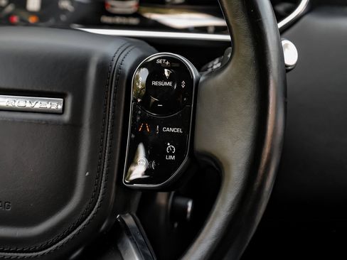 Used 2019 Land Rover Range Rover Supercharged image 29