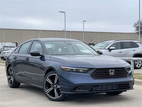 New 2026 Honda Accord SE image 2