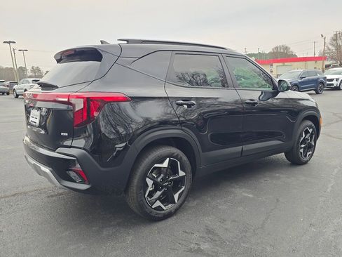 New 2026 Kia Seltos S image 3