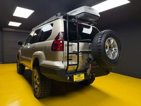 Used 2008 Lexus GX 470 image 4