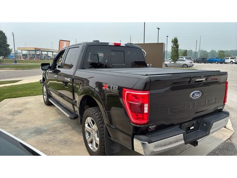 Used 2022 Ford F150 XLT w/ Equipment Group 302A High AWD/4WD image 3