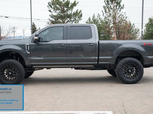 Used 2018 Ford F250 Lariat w/ Lariat Ultimate Package image 3