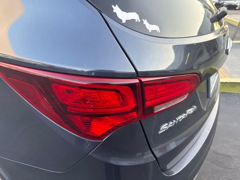 Used 2017 Hyundai Santa Fe Sport FWD image 12