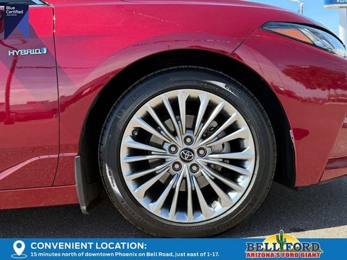 Used 2019 Toyota Avalon Limited w/ Advanced Safety Package image 5