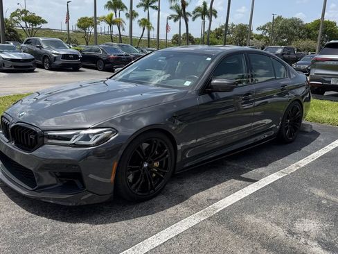 Used 2022 BMW M5 w/ Executive Package AWD/4WD image 3