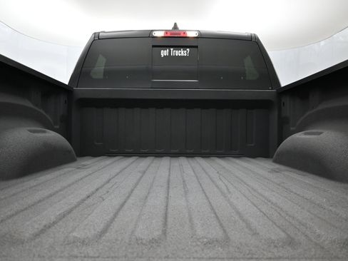 Used 2022 RAM 1500 Limited image 6