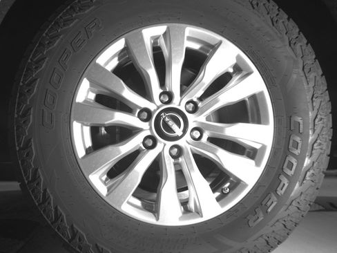 Used 2023 Nissan Armada SV image 14