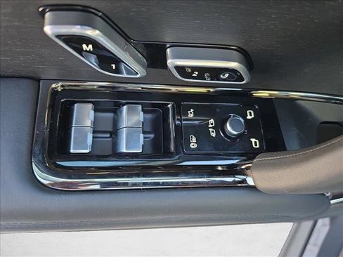 New 2025 Land Rover Range Rover Sport Dynamic SE image 28