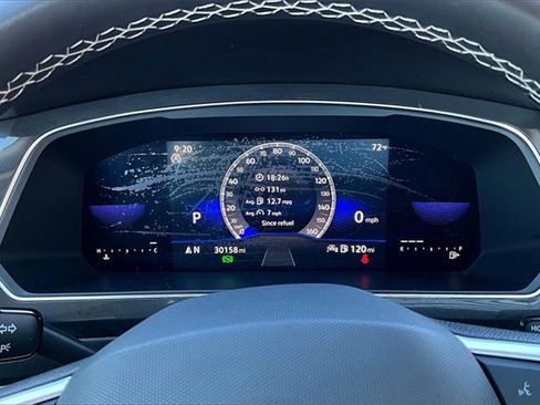 Used 2023 Volkswagen Tiguan SE image 22