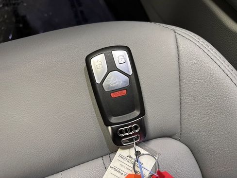 Used 2023 Audi Q5 2.0T Premium Plus w/ Premium Plus Package image 28