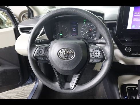 Used 2024 Toyota Corolla LE image 23