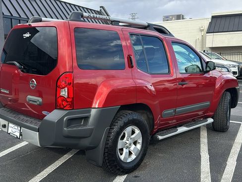 Used 2013 Nissan Xterra S image 3