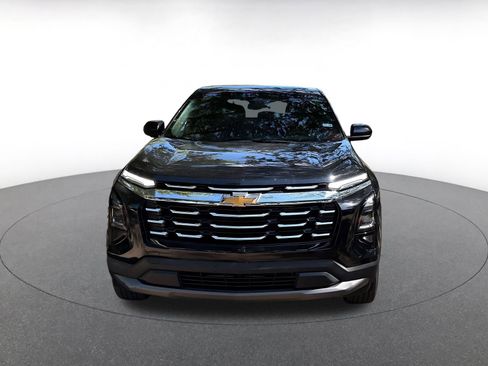 Used 2025 Chevrolet Equinox LT image 2