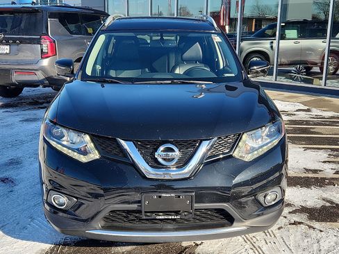 Used 2016 Nissan Rogue SL w/ SL Premium Package image 2