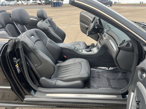 Used 2005 Mercedes-Benz CLK 55 AMG Cabriolet image 45