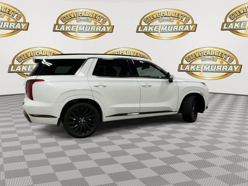 Used 2024 Hyundai Palisade Calligraphy AWD/4WD image 3