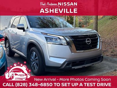 Certified 2024 Nissan Pathfinder SL w/ Cargo Package