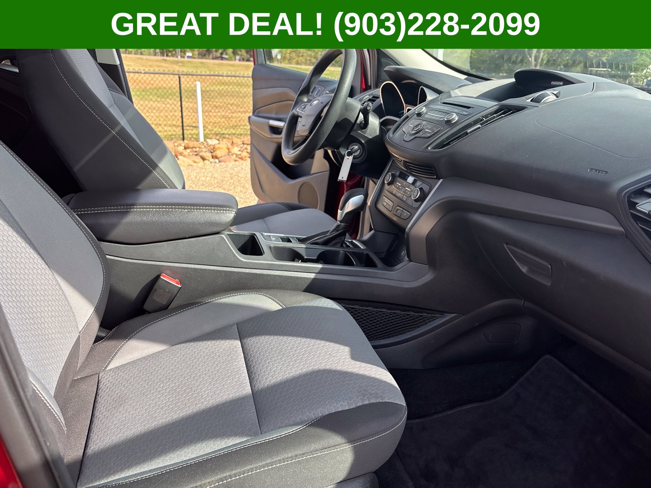 Used 2018 Ford Escape SE FWD image 46
