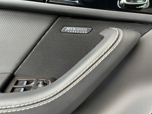 Used 2024 Jaguar F-TYPE R AWD/4WD image 22