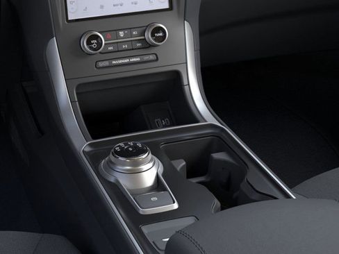 New 2024 Ford Edge SE image 15