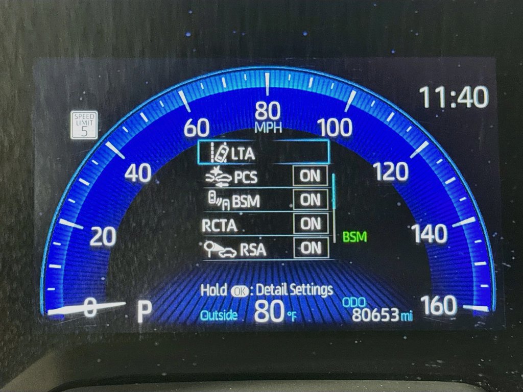 Used 2022 Toyota Corolla XSE w/ Carpet Mat Package (TMS) FWD image 31