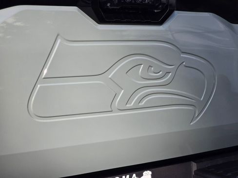 New 2026 Toyota Tundra Platinum image 17