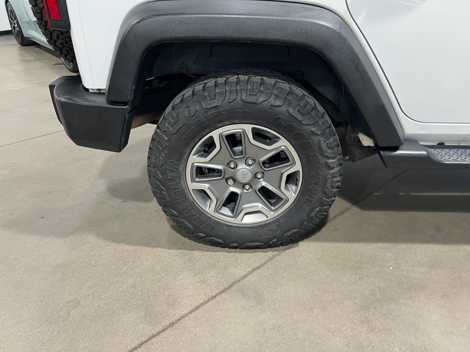 Used 2014 Jeep Wrangler Unlimited Rubicon w/ Dual Top Group AWD/4WD image 34