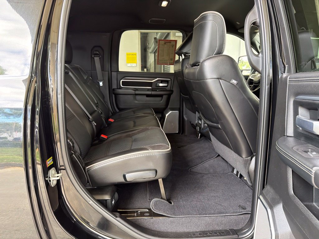 Used 2025 RAM 3500 Laramie AWD/4WD image 34