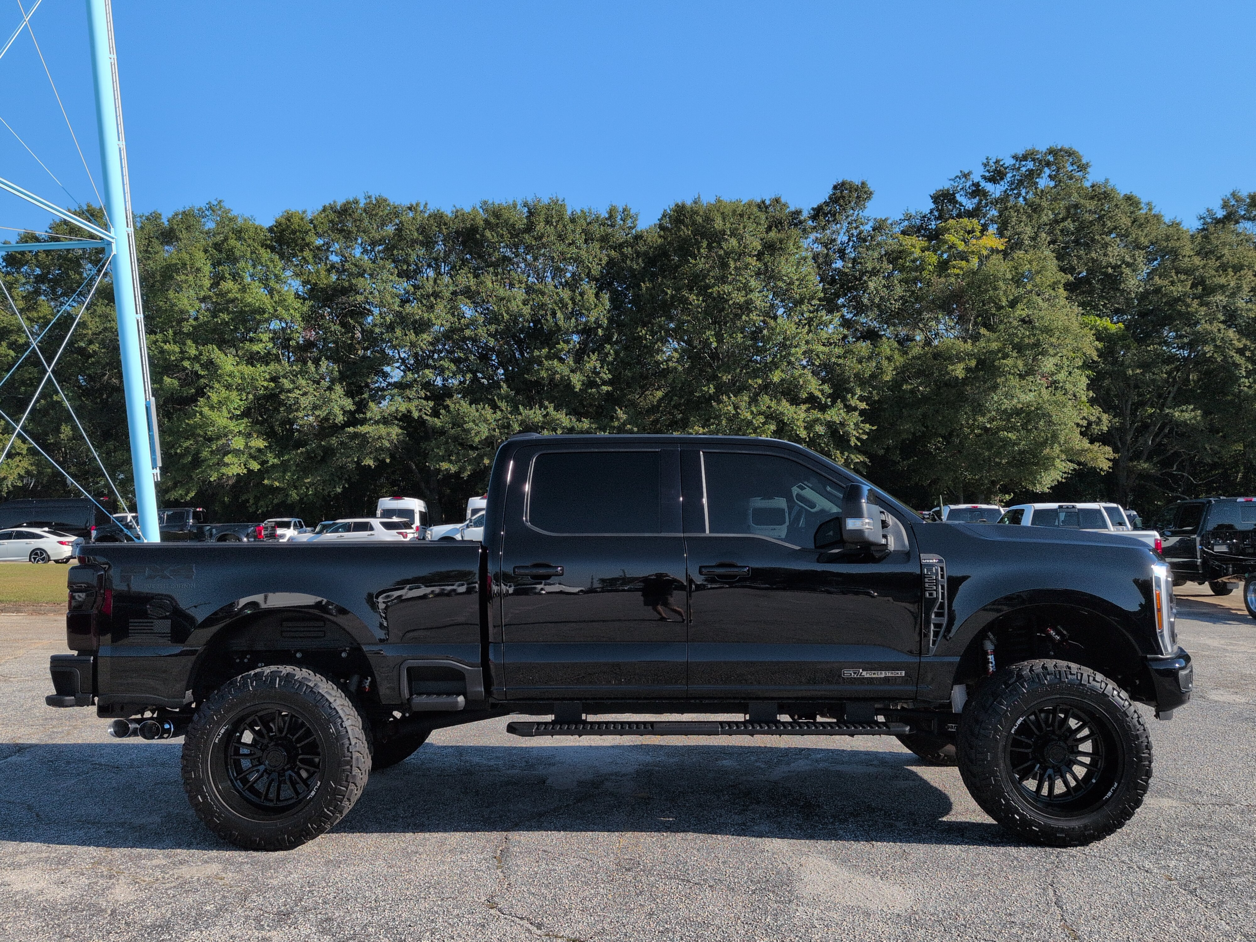 Used 2024 Ford F250 Lariat w/ Lariat Ultimate Package AWD/4WD image 2
