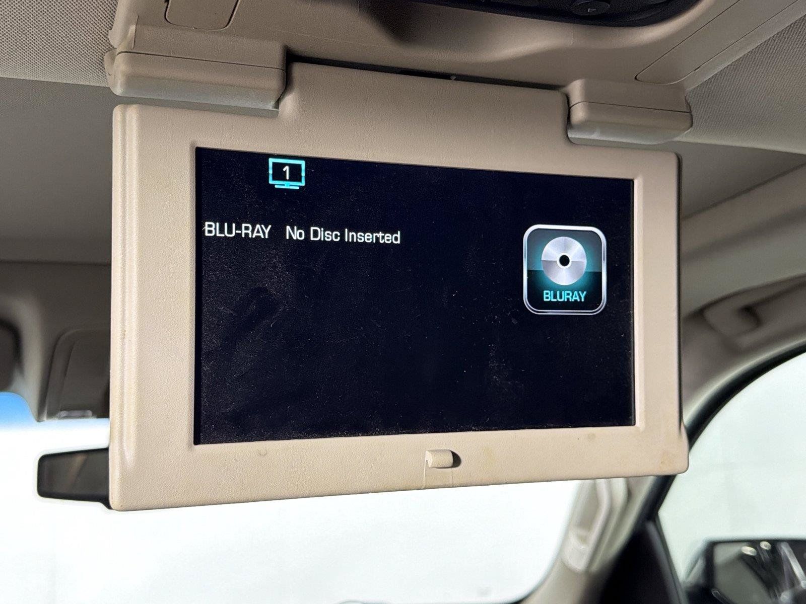 Used 2015 Chevrolet Tahoe LTZ RWD image 23