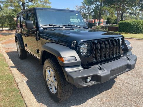 Used 2021 Jeep Wrangler Unlimited Sport image 7